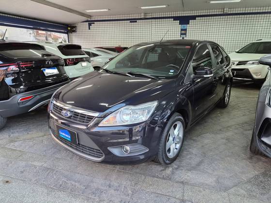 FORD FOCUS 2.0 16V FLEX 4P AUTOMÁTICO FORD FOCUS 2.0 16V FLEX 4P AUTOMÁTICO